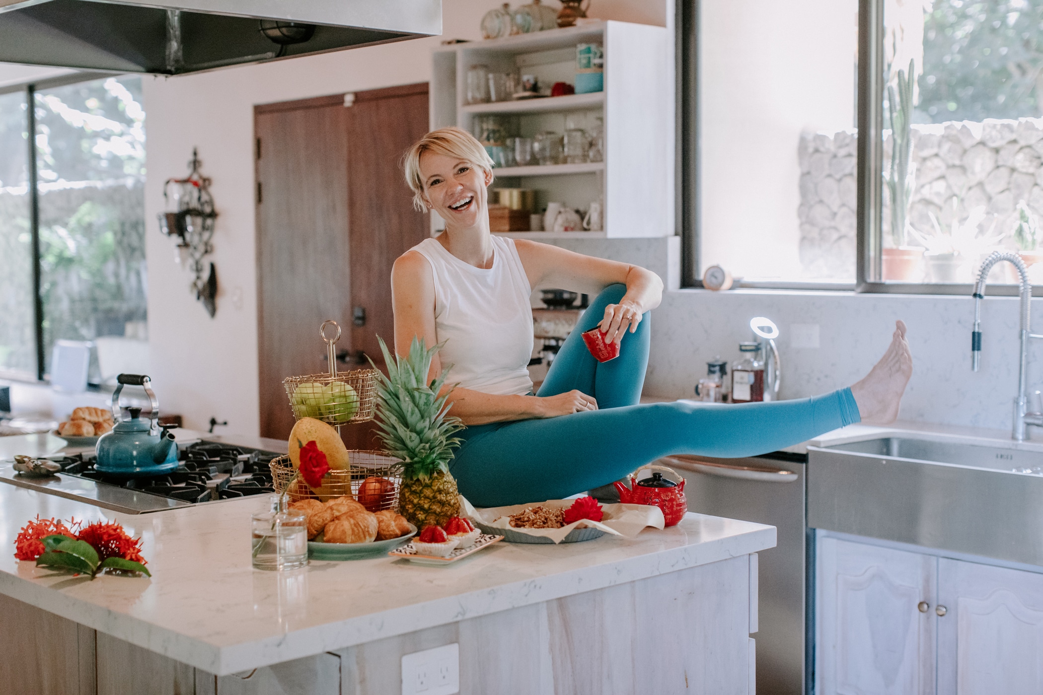 klara hood kitchen